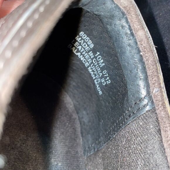 CLARKS BENDABLE ankle booties in grey suede - Picture 6 of 8